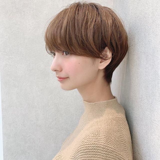 短发无论怎么剪，也要试试这15款，利落蓬松很时尚