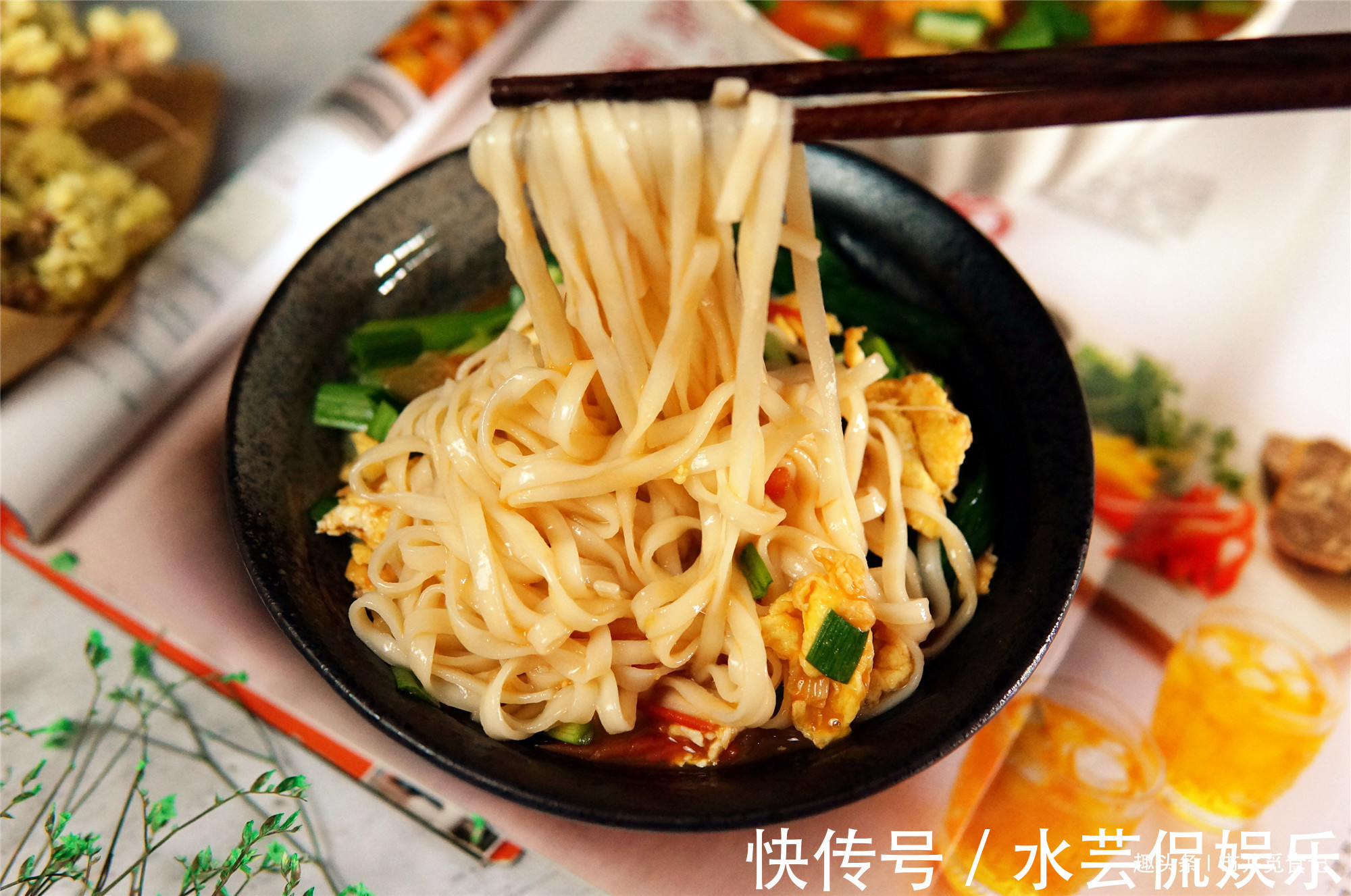 家常面|面条这样做，连吃一星期不嫌多，清爽不油腻，天越热越想吃