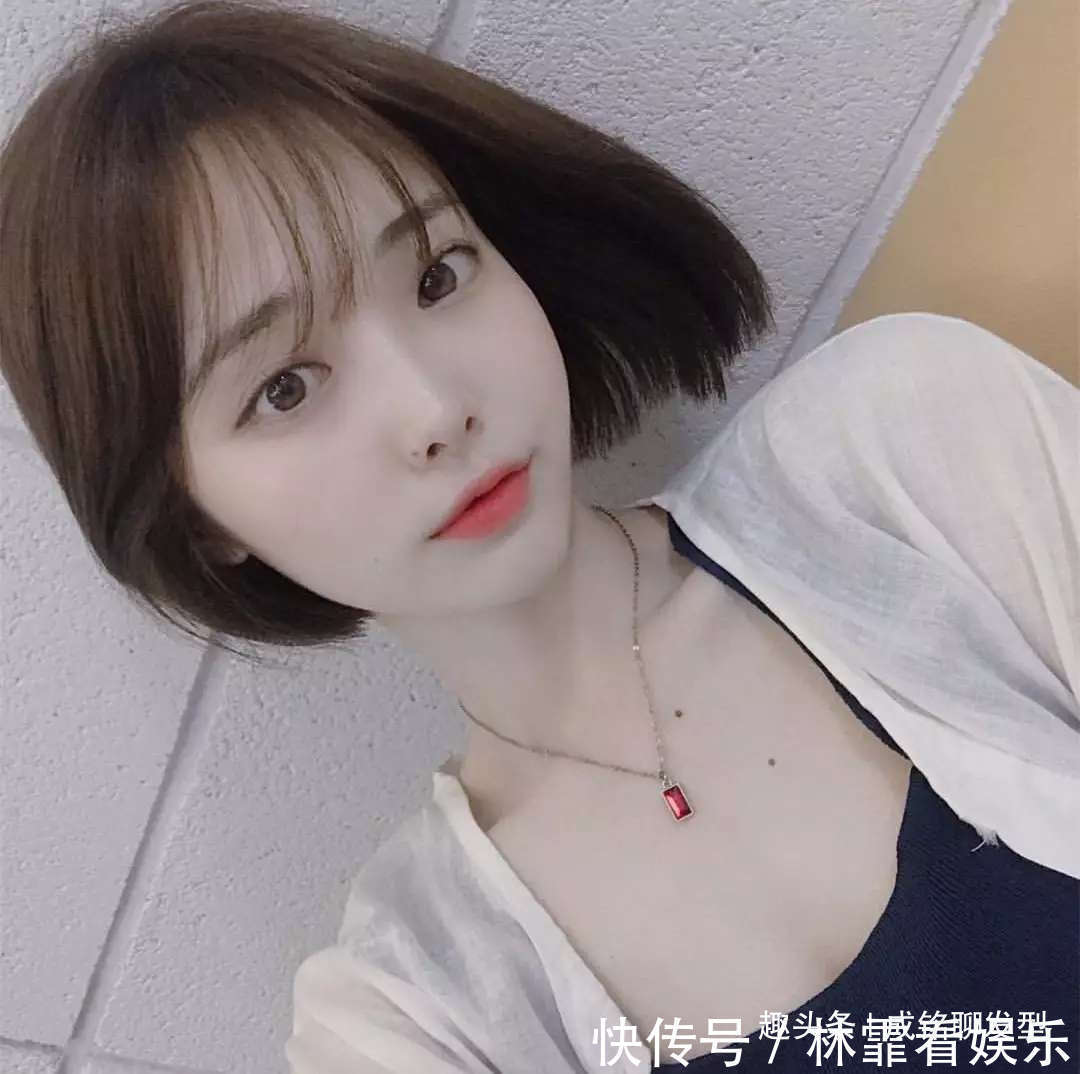 减龄|圆脸型剪短发老气那是你没选对发型,做到这三点就能时尚减龄