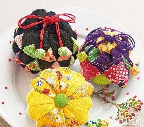 束口袋也能这么美，旧衣服就能做！旧物改造DIY手工布艺附教程