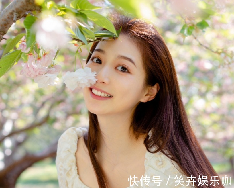 笔记#中国传媒大学的校花冯琳,在网上晒出学习笔记,让人耳目一新