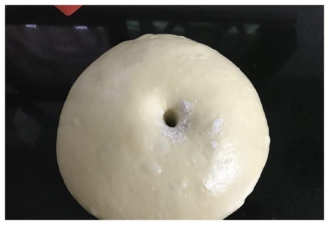这个面包做法太简单了，不用整形，滚圆就好，放上3天也不硬