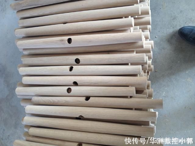 制造|实木家具制造篇之木工打眼机，数控榫槽机