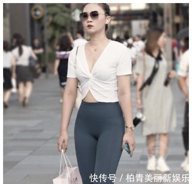 有型|打底裤舒适有型不紧绷,塑造独特的女性曲线