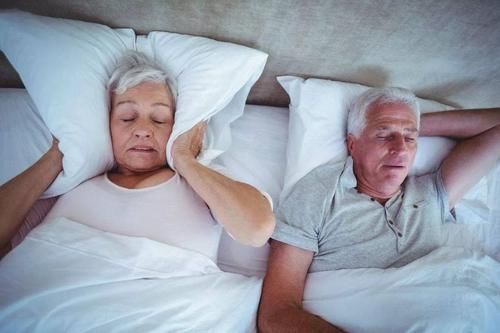 活到|长寿就是活得时间长?同时满足这2个标志,才真的算长寿老人