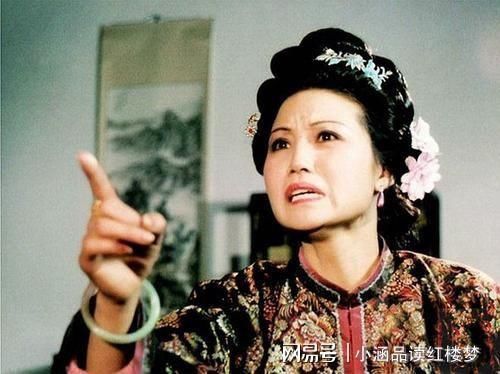 儿媳妇|薛宝钗和林黛玉谁是贾政想要的儿媳妇赵姨娘你看我钻谁的屋