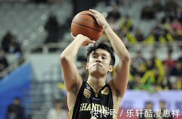 山东高速男篮|CBA联赛丁彦雨航因伤缺席,回归之路艰难,已走下神坛