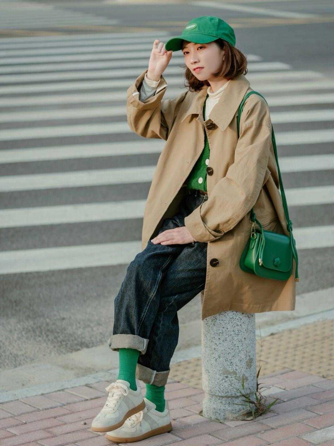 时尚|衣品好的人,绝对不会乱搭,不信你看,把风衣穿的这么时尚