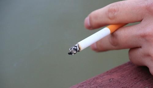 医生告诉你:过了五十岁,不想中风来袭,尽早改掉4个习惯