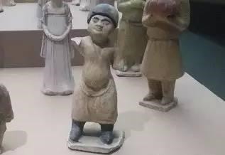 博物馆|昭陵博物馆藏彩绘陶侏儒俑赏析