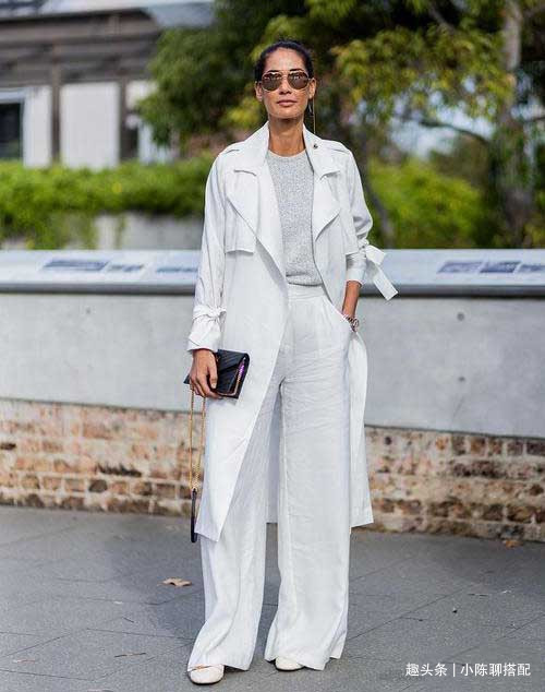 休闲风 穿对了风衣+阔腿裤有多美最简单的搭配思路，给你早秋搭配灵感