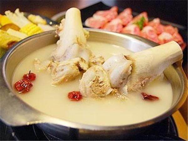 文文|儿科主任:身高“终止器”或是牛奶,1天3杯害了娃,喝多反而矮