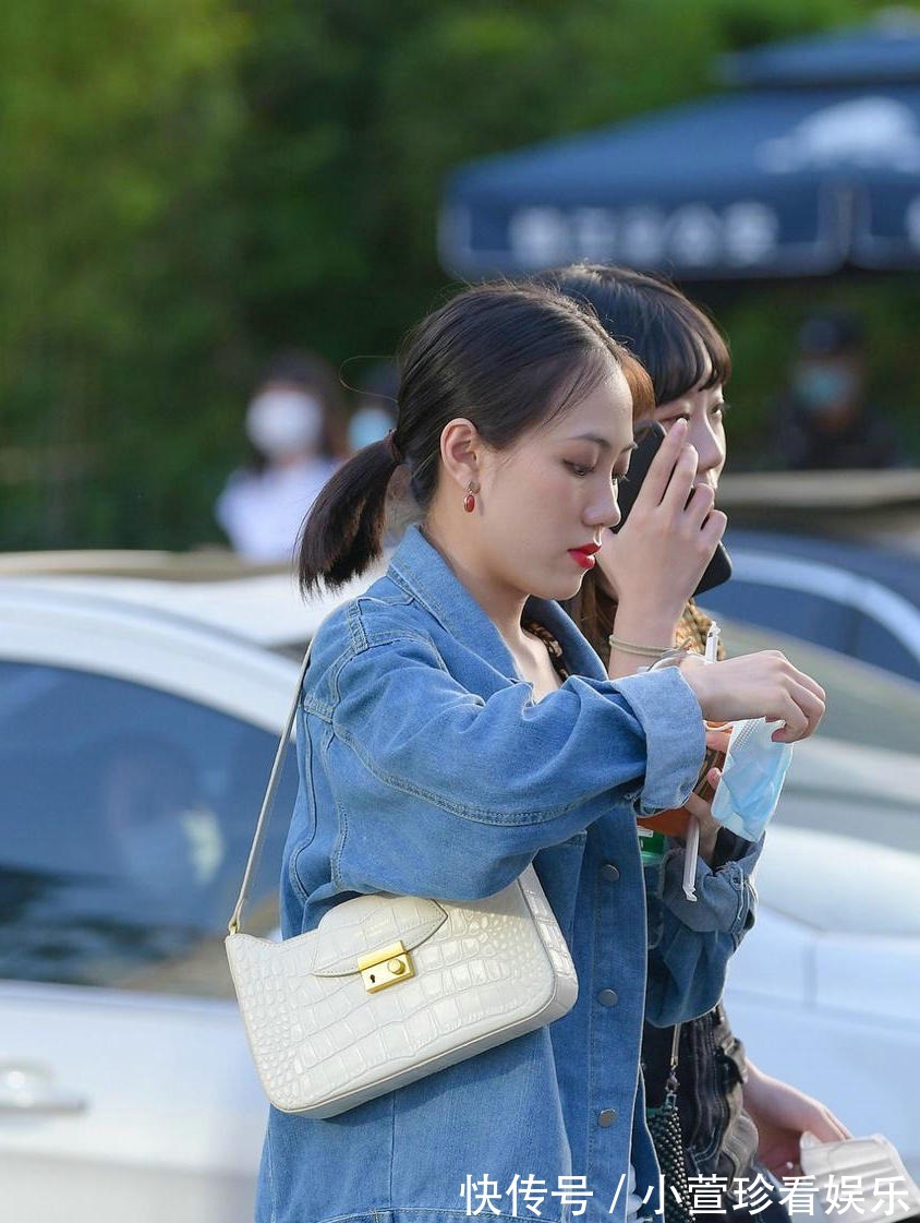 印花|印花背带阔腿裤,清爽靓丽又休闲穿着轻盈洒脱