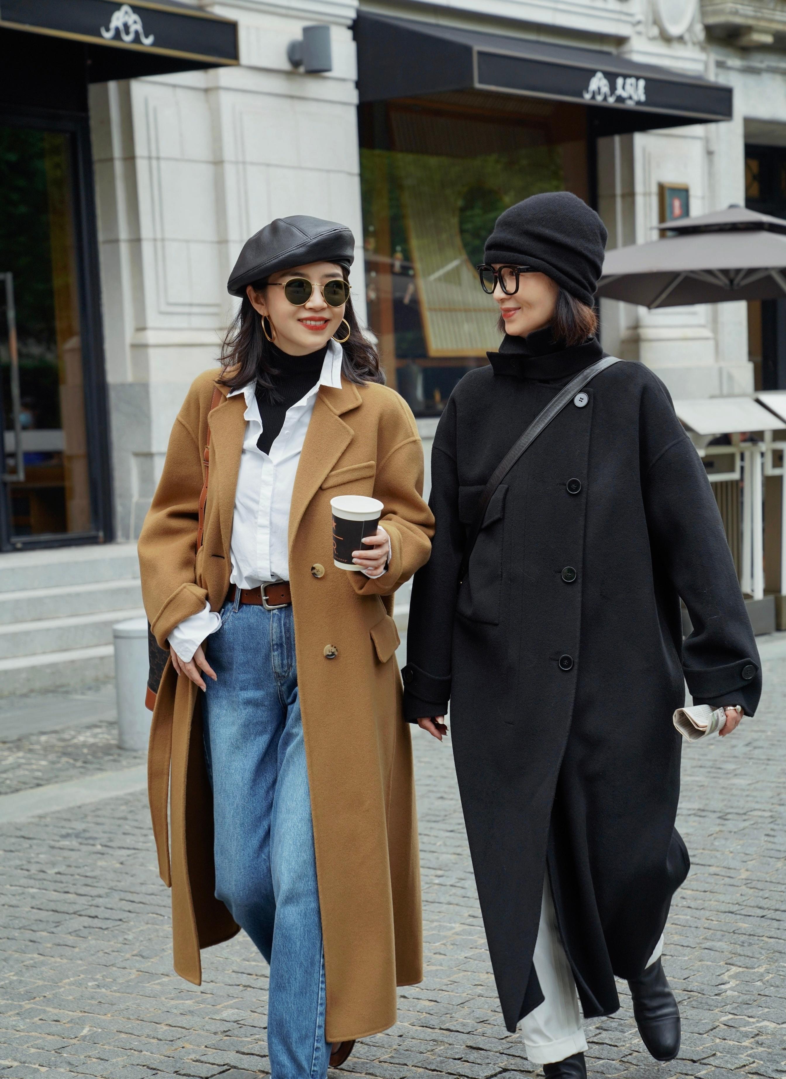 减龄 母女穿搭这样穿似姐妹花,高级时尚又减龄,不再有年龄代沟