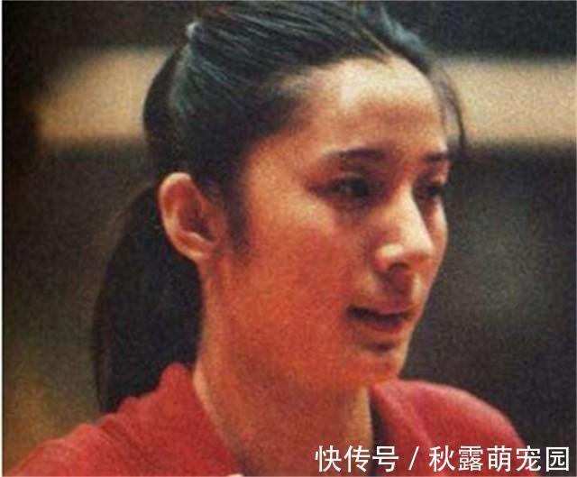 李月|李月明:中国女排第一美女,身高1.88米,二婚嫁给美国丈夫