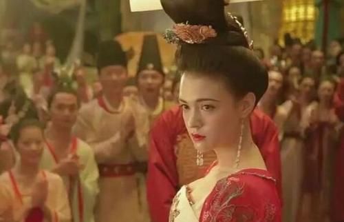 末班车|杨贵妃:唐朝盛世末班车中,香消玉损的美女