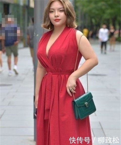 小姐姐|时尚美女街拍美女灵动俏皮,第四个绝对校花级别