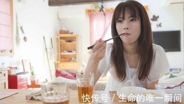 高血糖|28岁女子血糖从11.8降到5.6,医生:常吃4种食物,或对胰岛有帮助