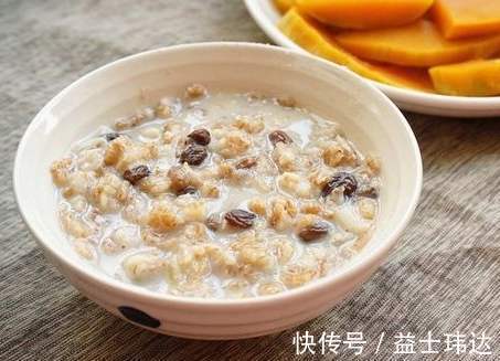 爱减肥的女人,每天坚持喝1碗,皮肤越来越白净,腰越来越苗条