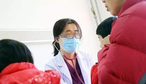 初潮|女孩第一次来月经的年龄很重要,小于这个岁数,通常再难长高