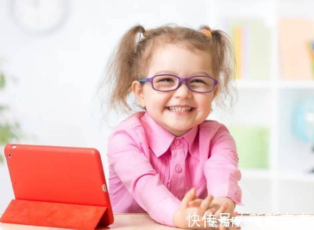 大脑|宝宝睡醒后的这三个动作,是高智商的表现,宝妈可别阻止