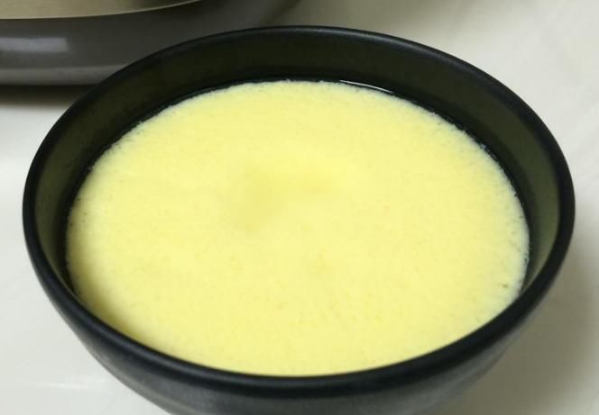 保准|蒸鸡蛋羹时，别只会加水蒸，掌握几个小技巧，保准口感嫩滑无气孔