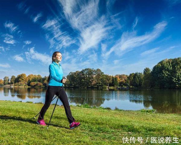 高血压人群，每天走路坚持这个步数，血压或慢慢下降，别太晚知道