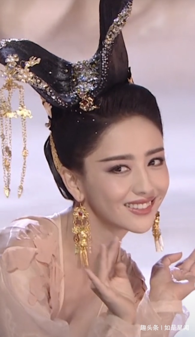 文章插图文章插图佟丽娅,真应该趁着美貌犹在的年龄,再演绎