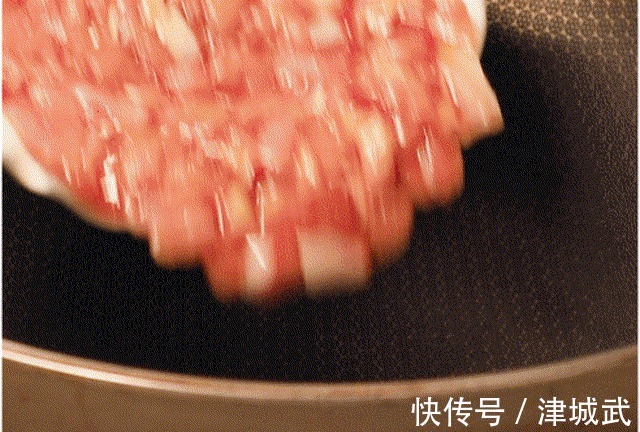 早餐吃它胜过吃包子!一包一煎就做好,我家宝宝每天都想吃它