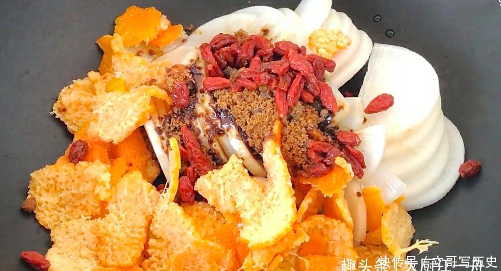 枸杞|橘子皮别再扔掉了,用水煮一煮,没想到这么实用,看完后涨见识了