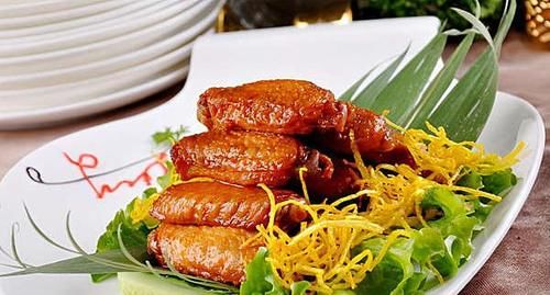 女人不想顯老，多吃以下3種食物，緩解疲勞，滋養肌膚，顯年輕