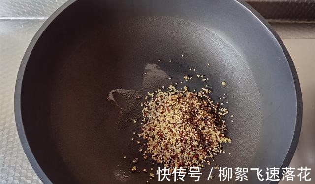 南瓜|早餐来一碗南瓜藜麦饭,做法简单,营养均衡,鲜甜可口!