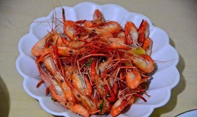 晒晒婆婆做的一家五口的晚餐,丰盛又实惠,营养又美味,太好吃了