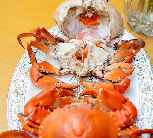蒸螃蟹用冷水还是热水？怎么蒸才不掉腿？老渔民亲自解惑！