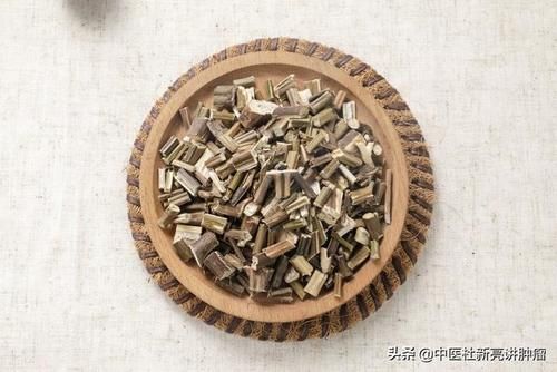 经验方|中医治疗胃息肉经验方：8味中药组成