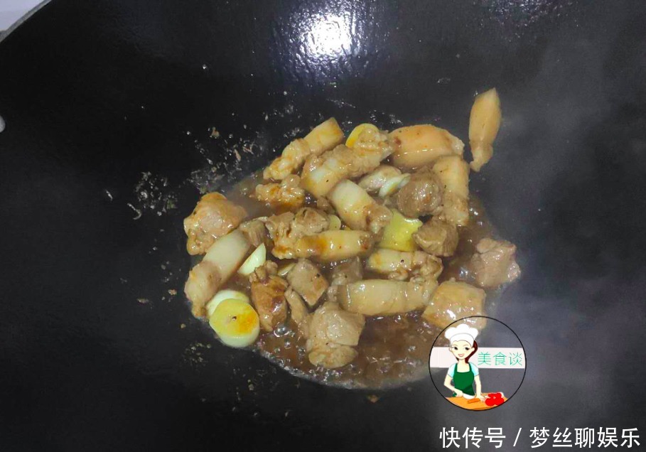 鲜香|土豆和此是绝配,我隔三差五做一锅,营养又好吃,大人小孩都喜欢