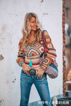 ch永远是美人:10 时尚造型搭配适合各种品味的连衣裙