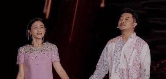 为情所伤的胡可：被前男友抛弃后，为什么很快与沙溢闪婚？