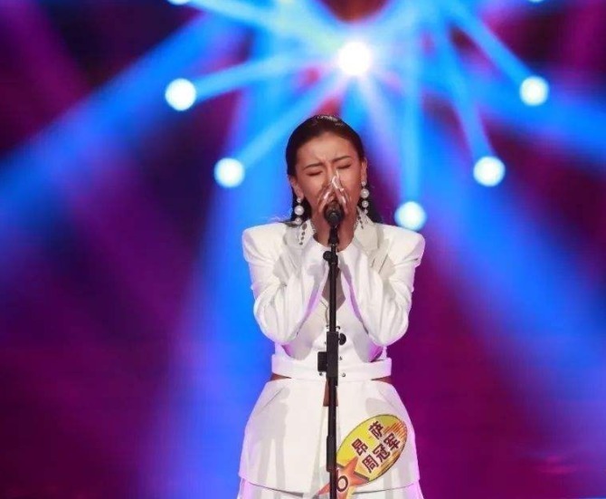 巨款|曾花120万上《星光大道》, 被淘汰后欠下巨款,如今生活太心酸