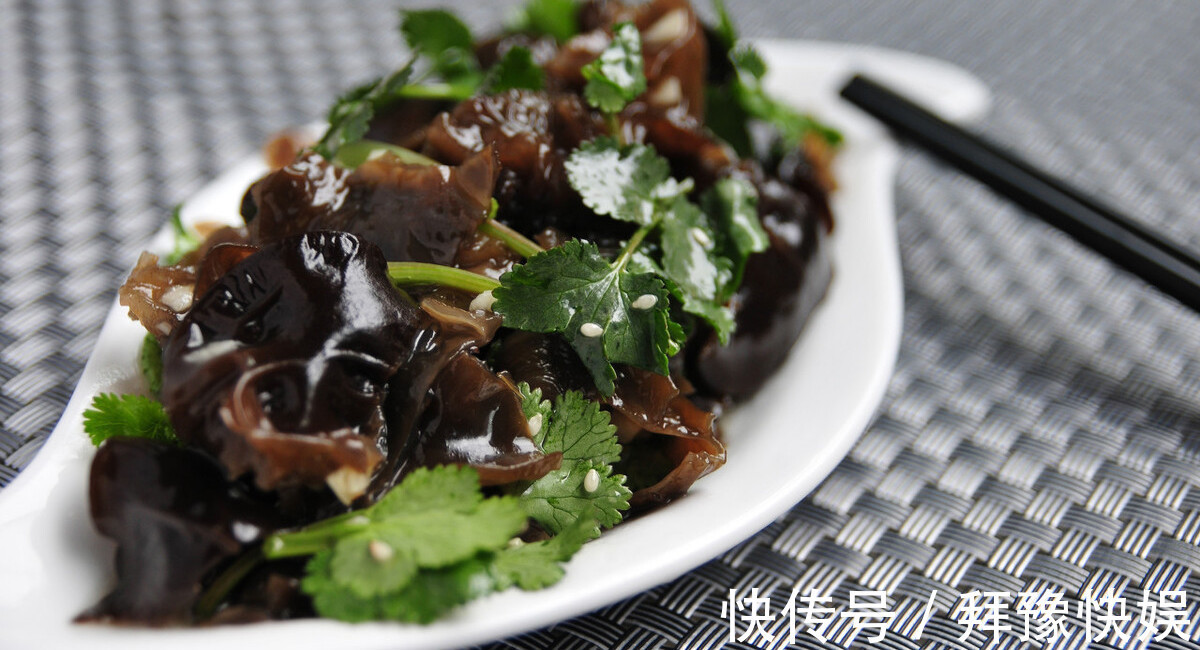 木耳|泡发木耳最忌直接用水泡,教你正确方法,木耳又大又软还干净!