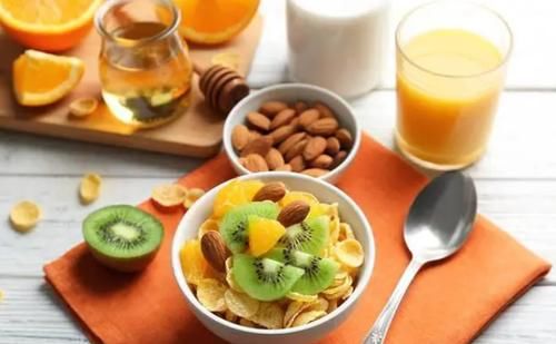 饥饿|一天中容易发胖的时间段，若能巧妙避开，或能让减肥“事半功倍”