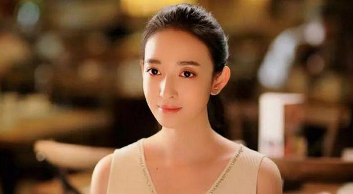 小姐姐|因长得太美，被星探从《非诚勿扰》发现，现已成为一名演员