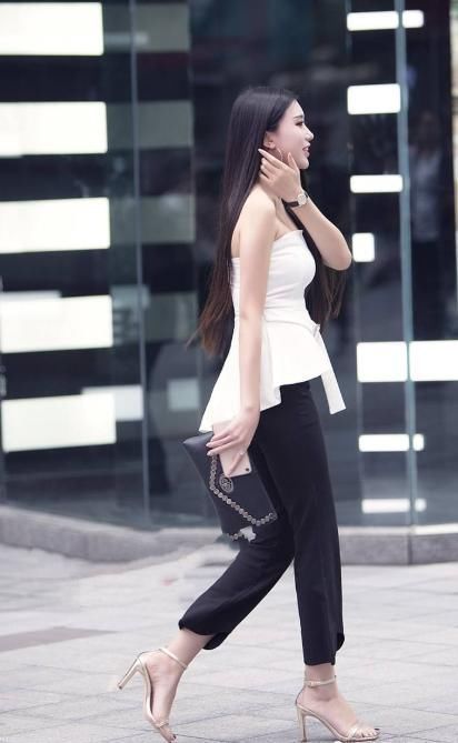 街拍4款夏日外出穿搭,充满休闲,时尚,知性,美好