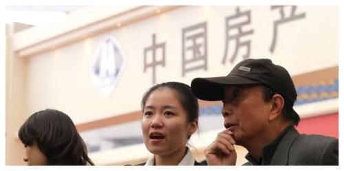 售楼人员|卖1套100万的房子,售楼人员能拿多少提成?资深从业人员道真