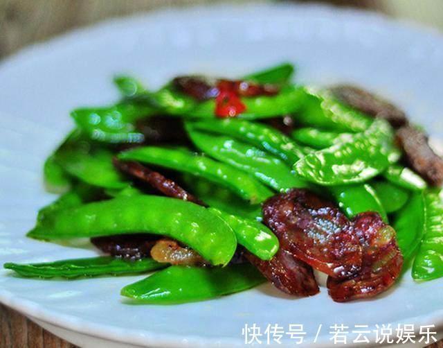 精选美食推荐豆腐蒸蛋,芋头排骨煲,酱烧鸡肉丸子的做法