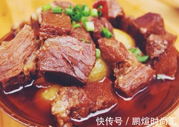 红烧牛肉|暴雨天孩子出门玩视力不好易摔倒，多吃补铁菜，长高补钙强筋健骨