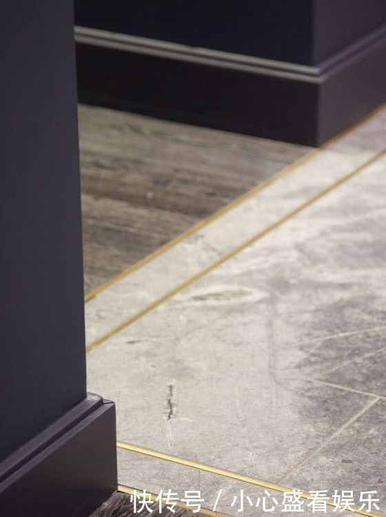 时尚|处理瓷砖缝又添新方式，比美缝更好看，学着这样去装家里更时尚