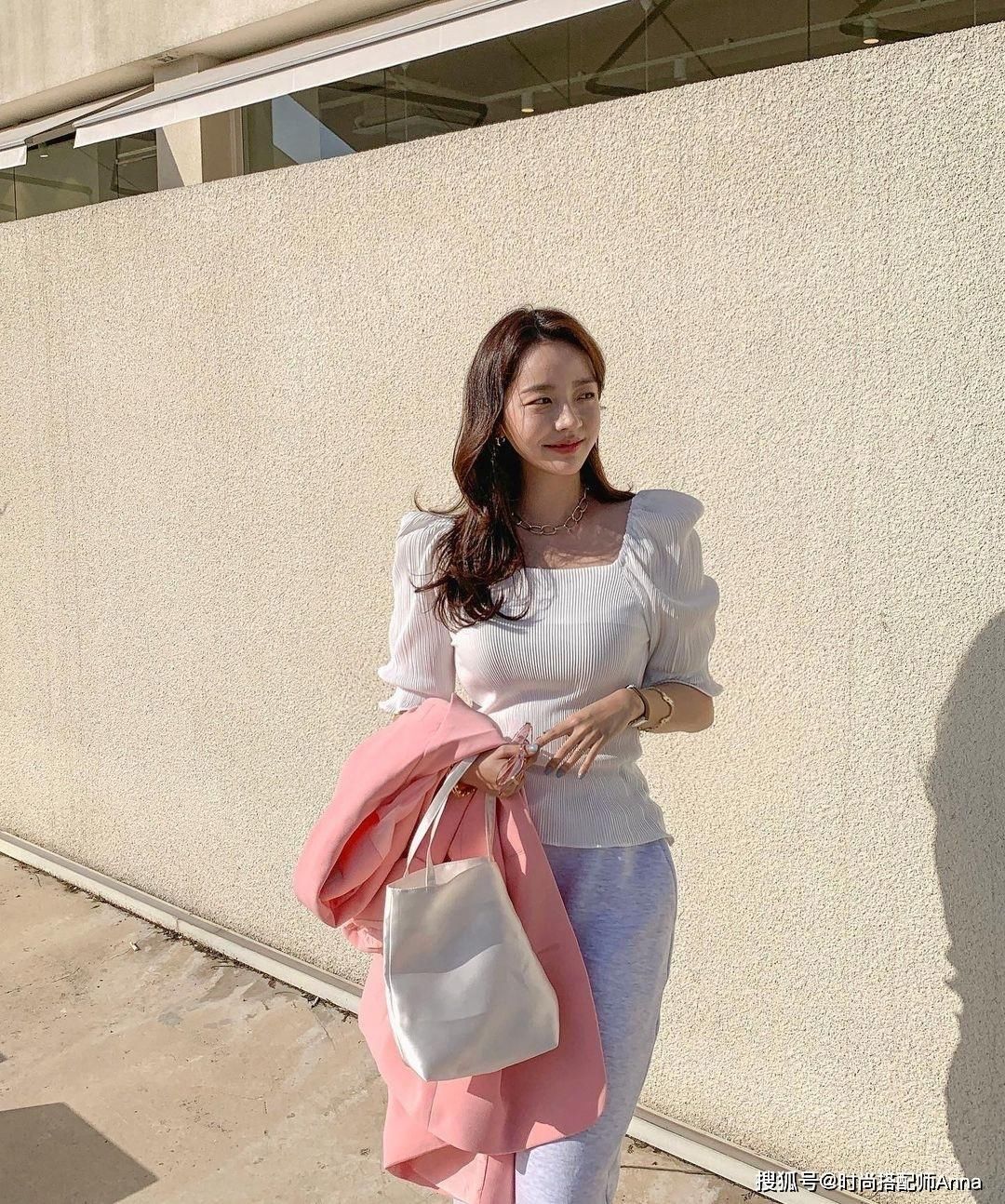 精英|短袖衬衫才是夏季真正的宠儿，气质又时髦，秒变职场女精英