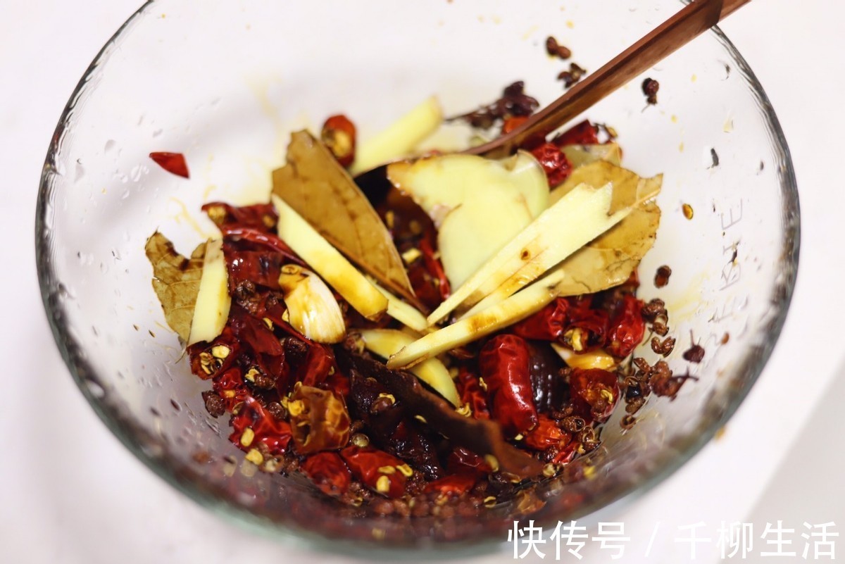 家常版|家庭版周黑鸭做法，自己做口味能调试，比买的还受欢迎