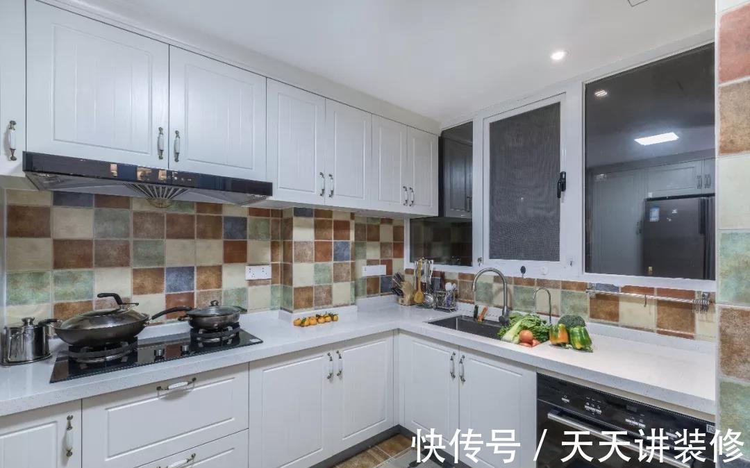 朋友之间|110平方米的欧式小家，彰显浪漫与柔情，餐厅的设计更是精致